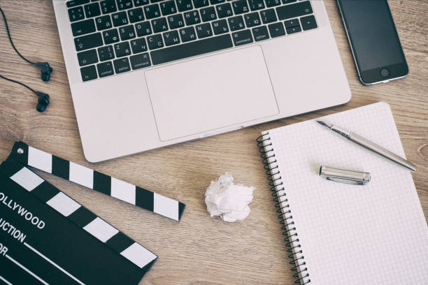 Drehbuch Lektorat vs. Drehbuchcoaching: Was passt besser zu Ihrem Projekt?