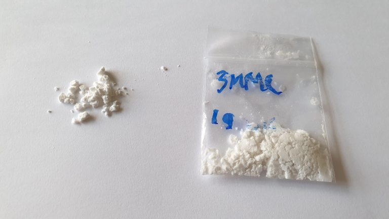 Die chemischen Eigenschaften von 4 MMC verständlich erklärt